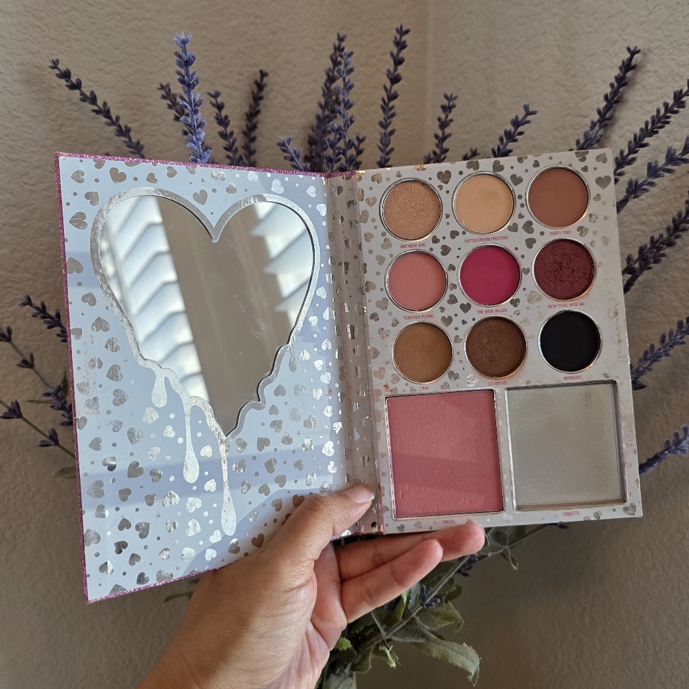2/$25 Kylie Cosmetics I Want It All Palette